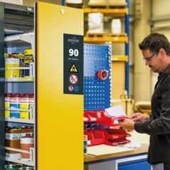 Pourquoi choisir une armoire de sécurité certifiée ?